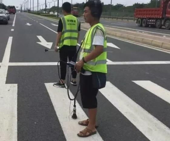 怎樣用聽診器查漏水？看這個查漏現(xiàn)場頓時膜拜！