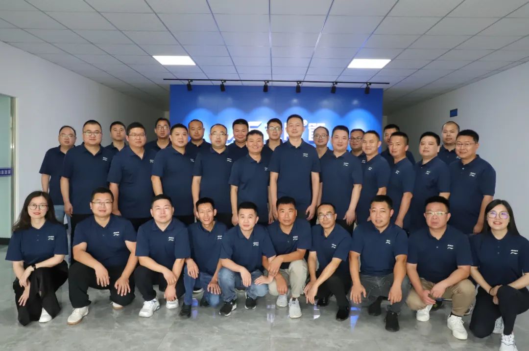 聚焦市場，渠道賦能 |《2023年龍勝管半年度總結(jié)會議》圓滿舉辦！