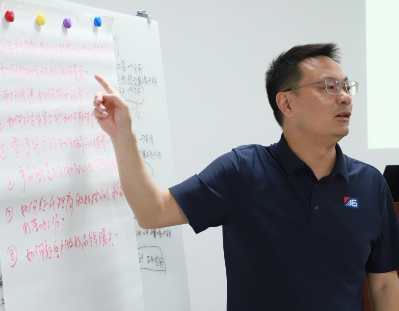 逆勢(shì)破局，聚力前行！龍勝管2025上半年度營(yíng)銷會(huì)議圓滿落幕！